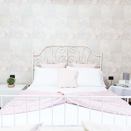 Laetitia Guest House32 Аверса Экстерьер фото