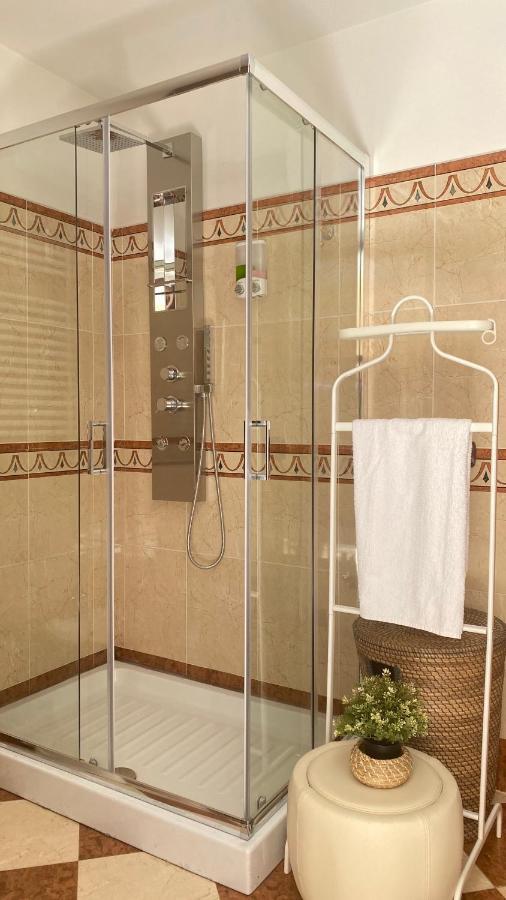 Laetitia Guest House32 Аверса Экстерьер фото