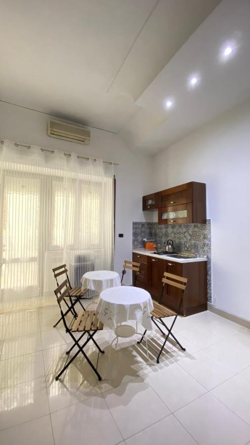 Laetitia Guest House32 Аверса Экстерьер фото